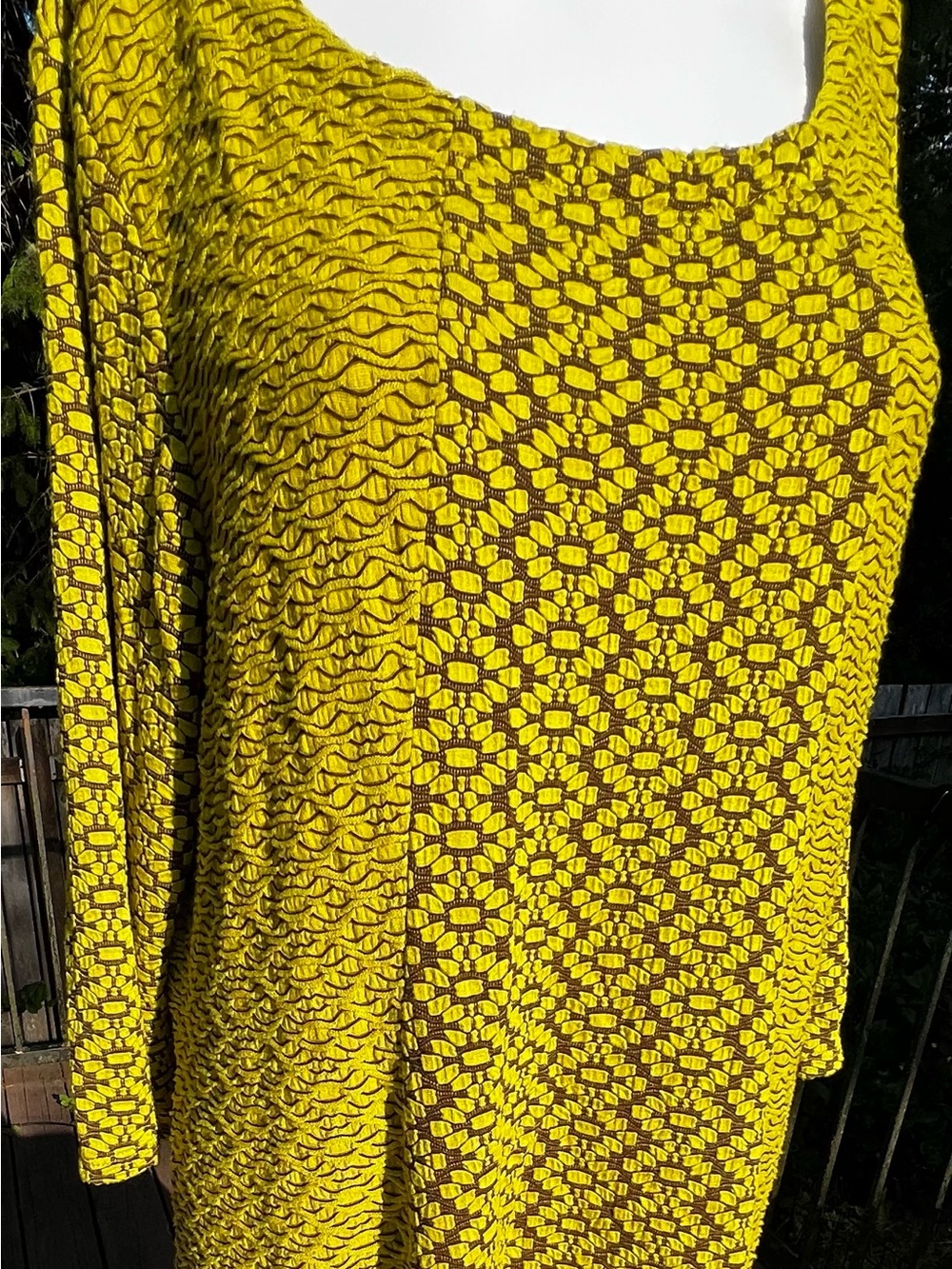 Peck & Peck Yellow Geometric Scoop-Neck Knit Top. Size PXL.